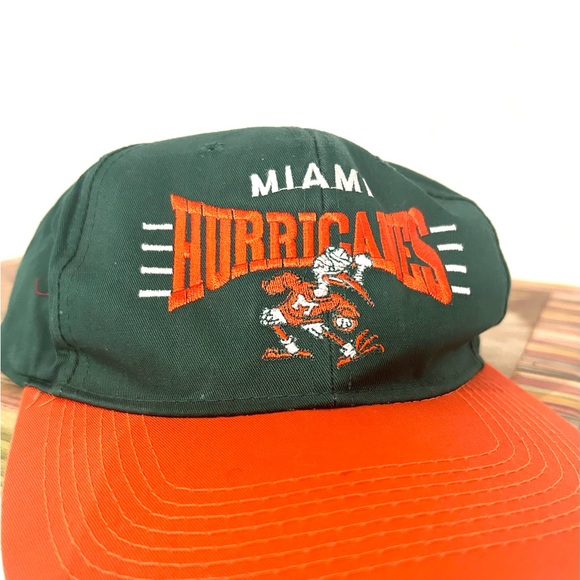 🎉HOST PICK🎉VINTAGE MIAMI HURRICANES SNAPBACK Hat - Picture 8 of 10
